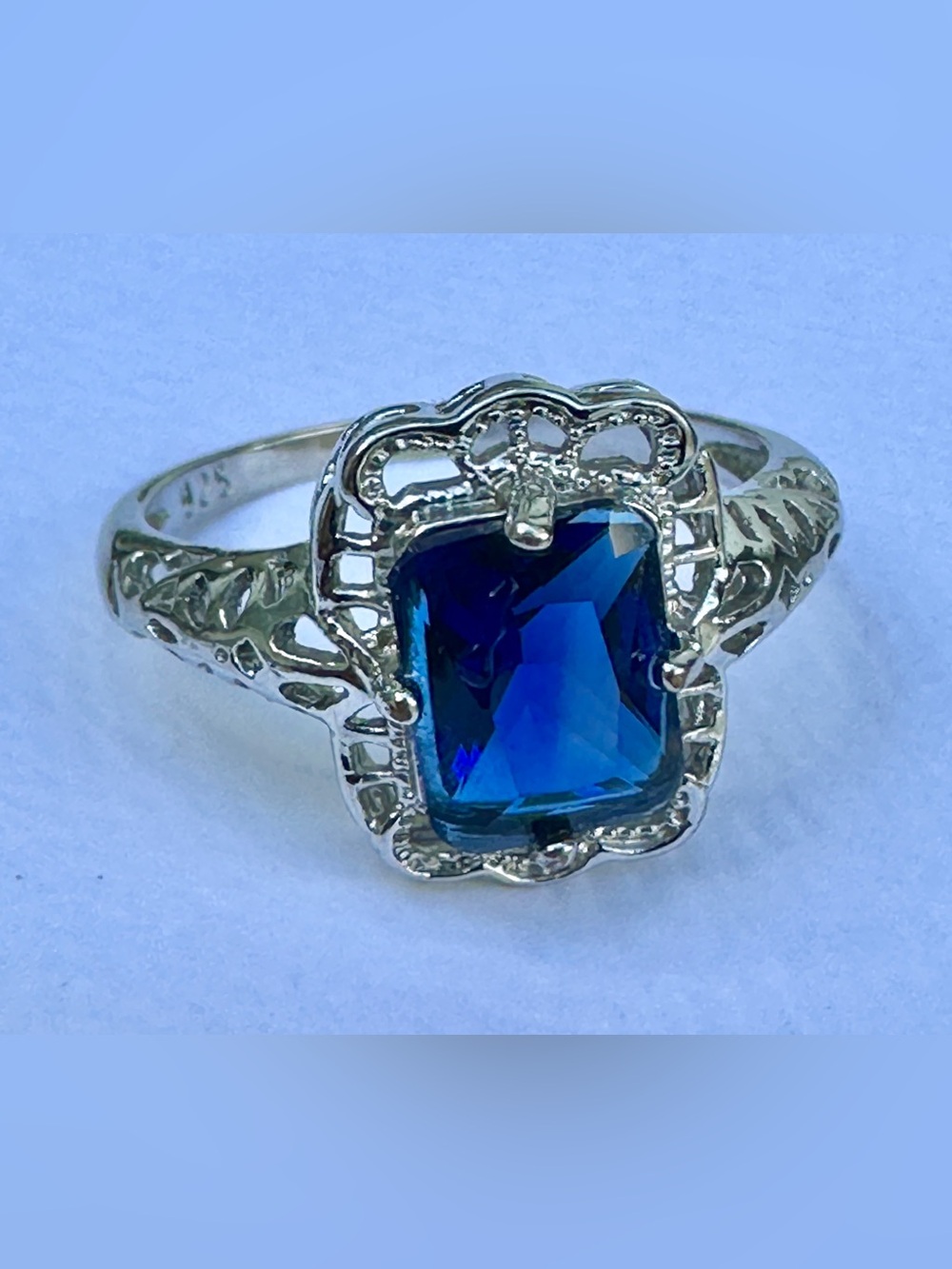 925 Sterling Silver Blue Sapphire Filigree Ring Size 9 - Picture 3 of 7